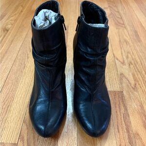 BCBG black short boots